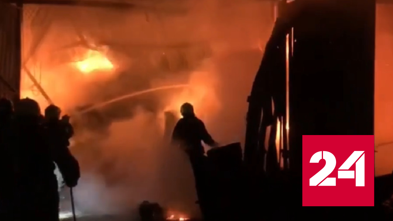 МЧС показало кадры с места крупного пожара в Новой Москве - Россия 24