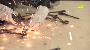 СВАРКА. Вешалка из старых ржавых инструментов. Как сделать ключницу из пассатижей и гаечного ключа