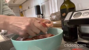 Ребрышки в духовке на решетке быстро