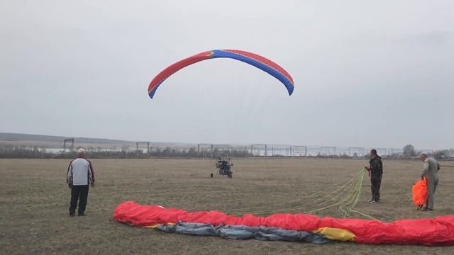 Полёты на параплане в Челябинске. Лето 2019 смотреть онлайн