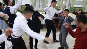 УЗБЕКСКИЙ СВАДЬБА..ЗАЖИГАЮТ молодёжь.