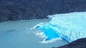 Айсберг перевернулся