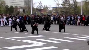 Показательные выступления СОБР на открытии музея боевое славы