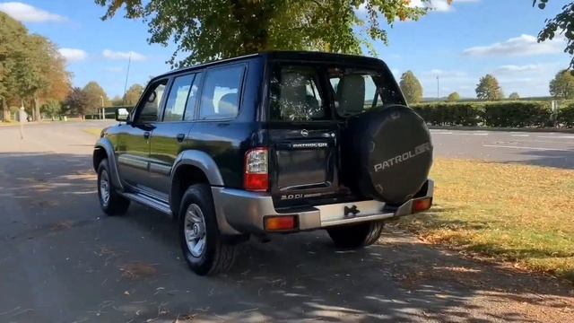 2004 Nissan Patrol смотреть онлайн