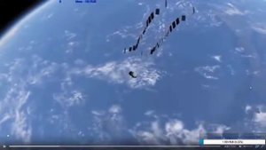 Илон Маск запускает спутники