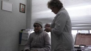 Проверка зрения в салоне Оптика