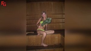 Как гламурные девчонки в баню-сауну ходили
