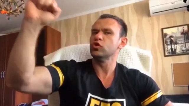 Каминг аут Стероидмена смотреть онлайн