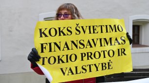 В Вильнюсе прошел митинг работников системы образования