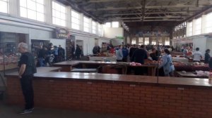 Мелитополь 27 апреля 2022 год. Торговля на рынках города. Центральный и Образцовый рынки