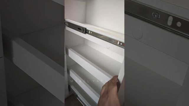 Маникюрный стол МС20 со второй столешницей, вытяжкой и розетками