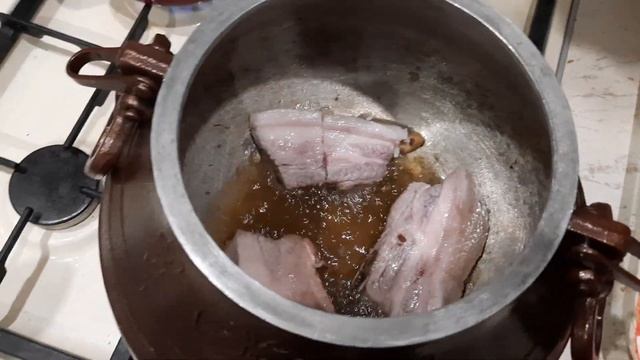 блюдо из говяжьих субпродуктов в афганском казане смотреть онлайн