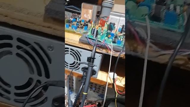 Настройка обратной связи по току CD4046 для LC контура смотреть онлайн