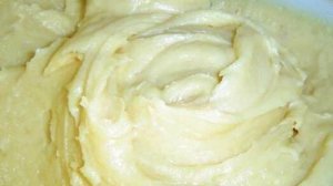 Закусочные профитроли с творожной начинкой и красной рыбой