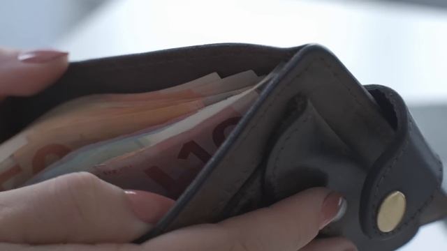 ТОЛЬКО 1 ФРАЗА СДЕЛАЕТ ВАС КАК НИКОГДА БОГАТЫМ | Уоррен Баффетт смотреть онлайн