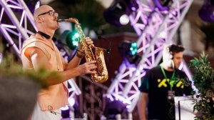 Secret Garden Live Party - Saxophone DeeJay and Percussion (Palmira Palace) Night Dance Performance