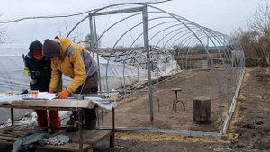 Готовая теплица из профиля