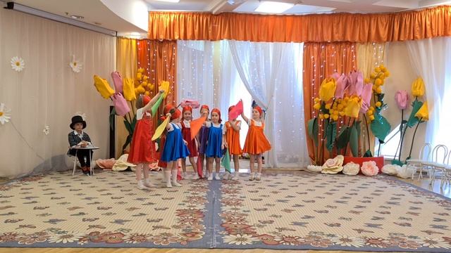Театральная неделя . Группа Светлячки. Сказки Пушкина..mp4