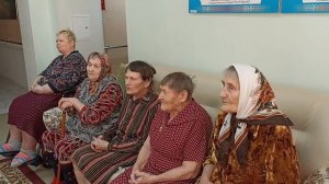 Буряки я копала. Поют бабушки.