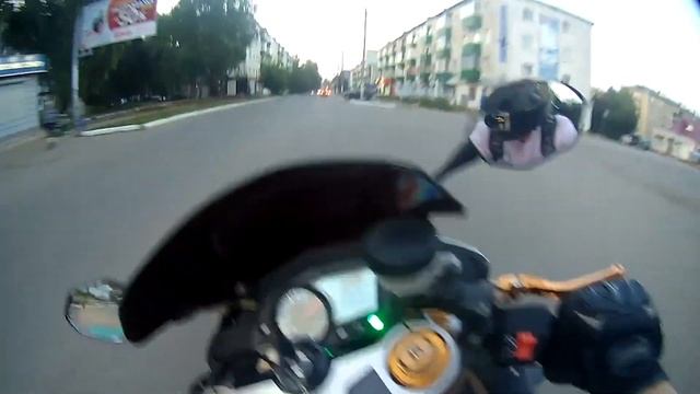 ОПАСНАЯ ЕЗДА ПО ГОРОДУ НА МОТОЦИКЛЕ ЧАСТЬ 3 | FALCON SPEEDFIRE 250 смотреть онлайн