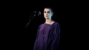 Sinéad O'Connor - " Nothing Compares 2 U "