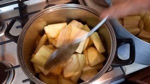 Мариновані баклажани з болгарським перцем на зиму.Просто , швидко і дуже смачно. Рецепт перевірений