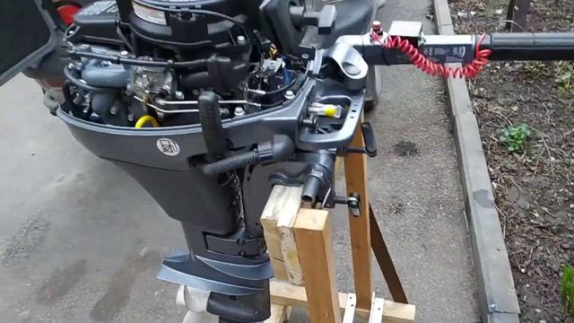 СТОЙКА-ТЕЛЕЖКА для лодочного мотора YAMAHA 8лс 4 такта