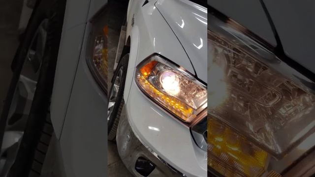 Dodge Ram 1500 Заменили штатный галоген на светодиодные модули Окраска масок в черный мат смотреть онлайн