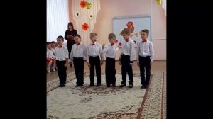 Международный женский день 8 марта 2022