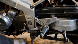 Замена масла на мотоцикле Honda Bros