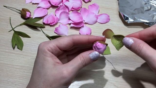 УКРАШЕНИЕ  ЦВЕТЫ ИЗ ФОАМИРАНА  ОЧЕНЬ ПРОСТО