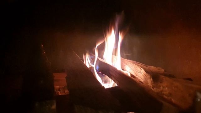 РАЙ ДЛЯ УШЕЙ. Звуки костра. Топка бани. в деревне смотреть онлайн