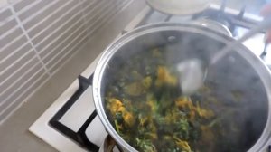 Густое варенье из одуванчиков с лепестками, апельсином и лимоном