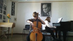 М. Жербін "Вокаліз", Д. Поппер "Гавот"