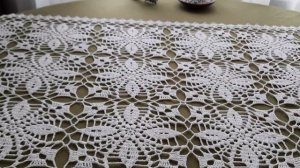 Скатерть крючком  из квадратных мотивов.Белоснежная красота.  Obrus na szydełku z kwadratów.