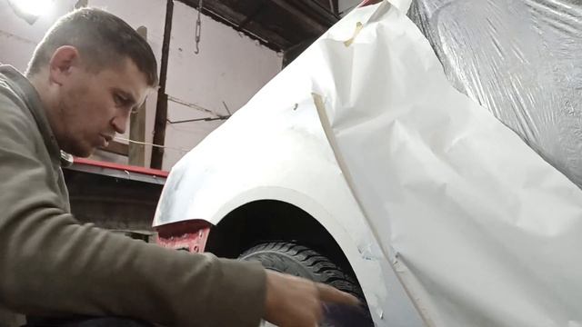 Volkswagen Passat шпаклюю заднее крыло смотреть онлайн