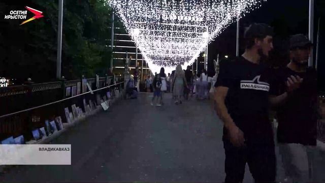 Особая атмосфера, особый ритм. Вечерний Владикавказ