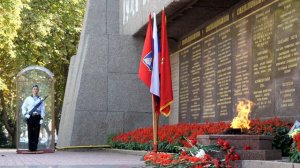 Фон 4K Вечный огонь Севастополь
