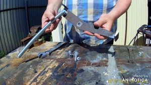 Самый удобный упор для ворот, своими руками.