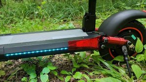 Zaxboard Avatar V3 Аqua. Нашел 10 отличийот Kugoo M4Pro. Смотрим эргономику и вскрываем деку