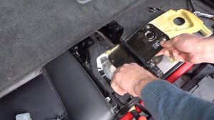 Установка запаски и подъёмного механизма на машину VOLVO XC90
