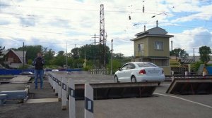 Как безопасно проехать жд переезд