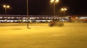 Дрифт на субару форестере зимой вокруг столба