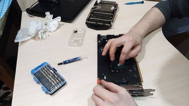 GTX 1070 TI. ЗАМЕНА ТЕРМОПАСТЫ на ВИДЕОКАРТЕ. смотреть онлайн