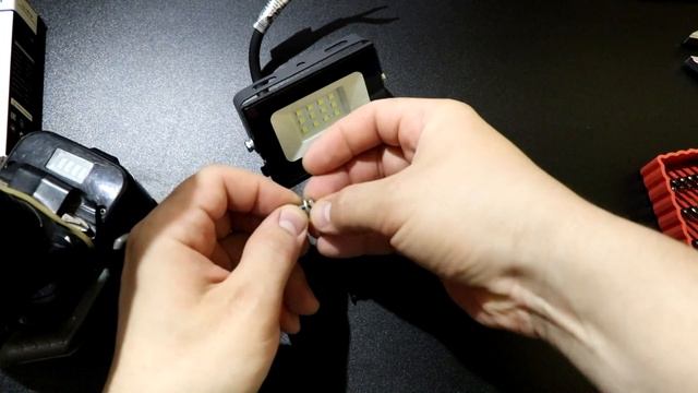 Простой самодельный свет для камеры за 5 минут смотреть онлайн