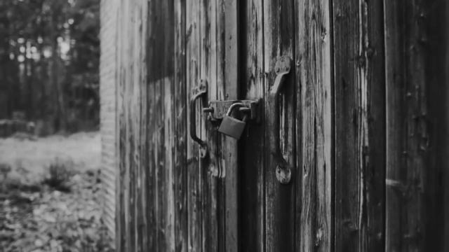 25 лет заточения. За что мать заперла красотку дочь? смотреть онлайн