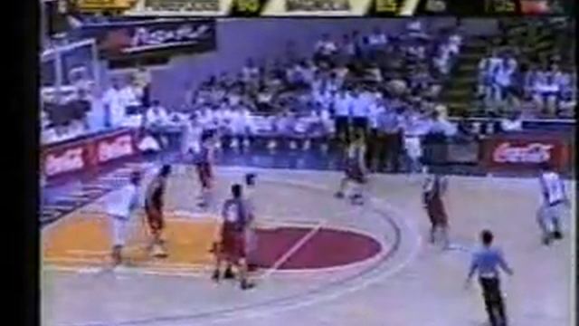 Purefoods vs Magnolia 4th Qtr II (9 of 10)