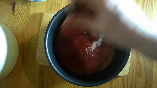 МУССОВЫЕ клубничные пирожные / Простой рецепт смотреть онлайн