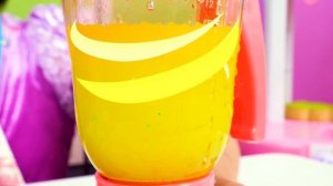 Фруктовый снег для куклы Эльзы Холодное Сердце! Готовлю игрушкам — игры в готовку для детей