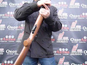 Пневматическая винтовка Crosman Summit
